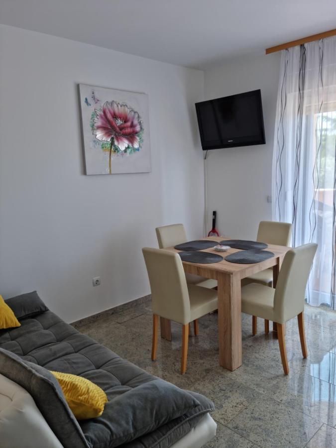 Appartments D&D Перой Екстериор снимка