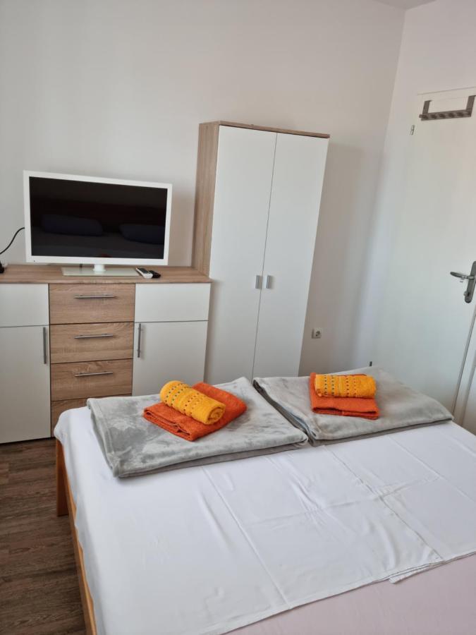 Appartments D&D Перой Екстериор снимка